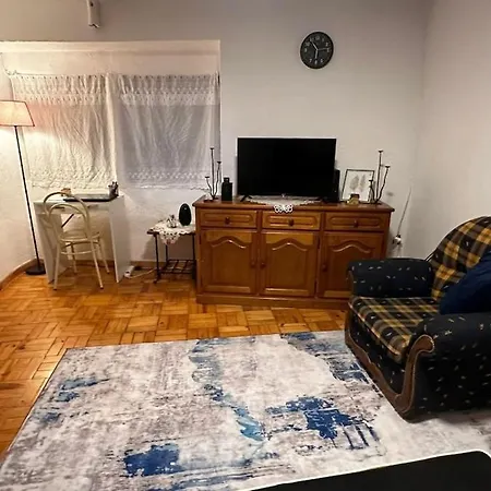 Casa Amarela - Aldeias - Serra Da Estrela Gouveia (Guarda)