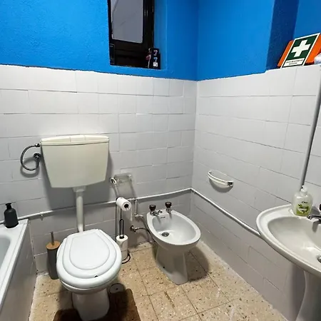 Casa Amarela - Aldeias - Serra Da Estrela Gouveia (Guarda)