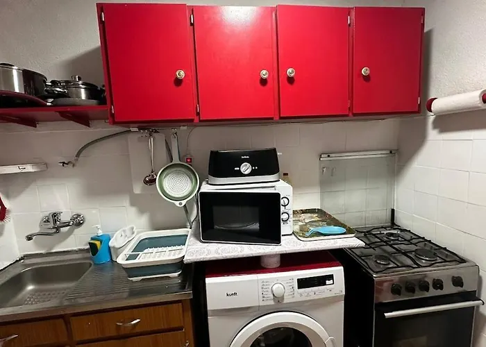 Casa Amarela - Aldeias - Serra Da Estrela * Gouveia (Guarda)