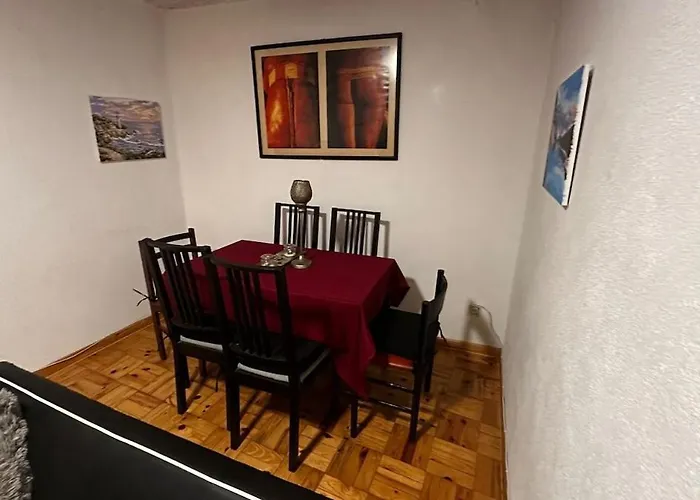 Casa Amarela - Aldeias - Serra Da Estrela Gouveia (Guarda)